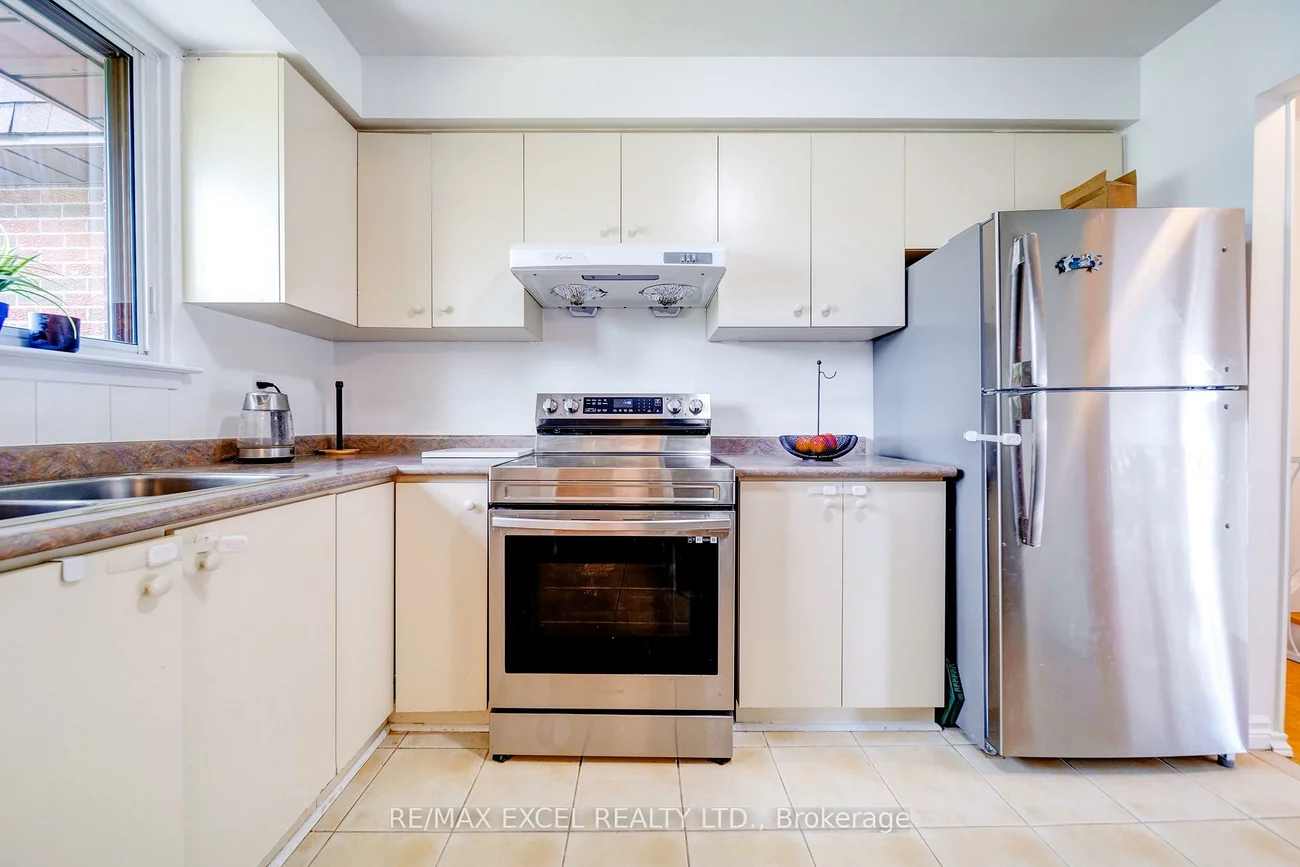 38, Stately, Thornhill, Markham