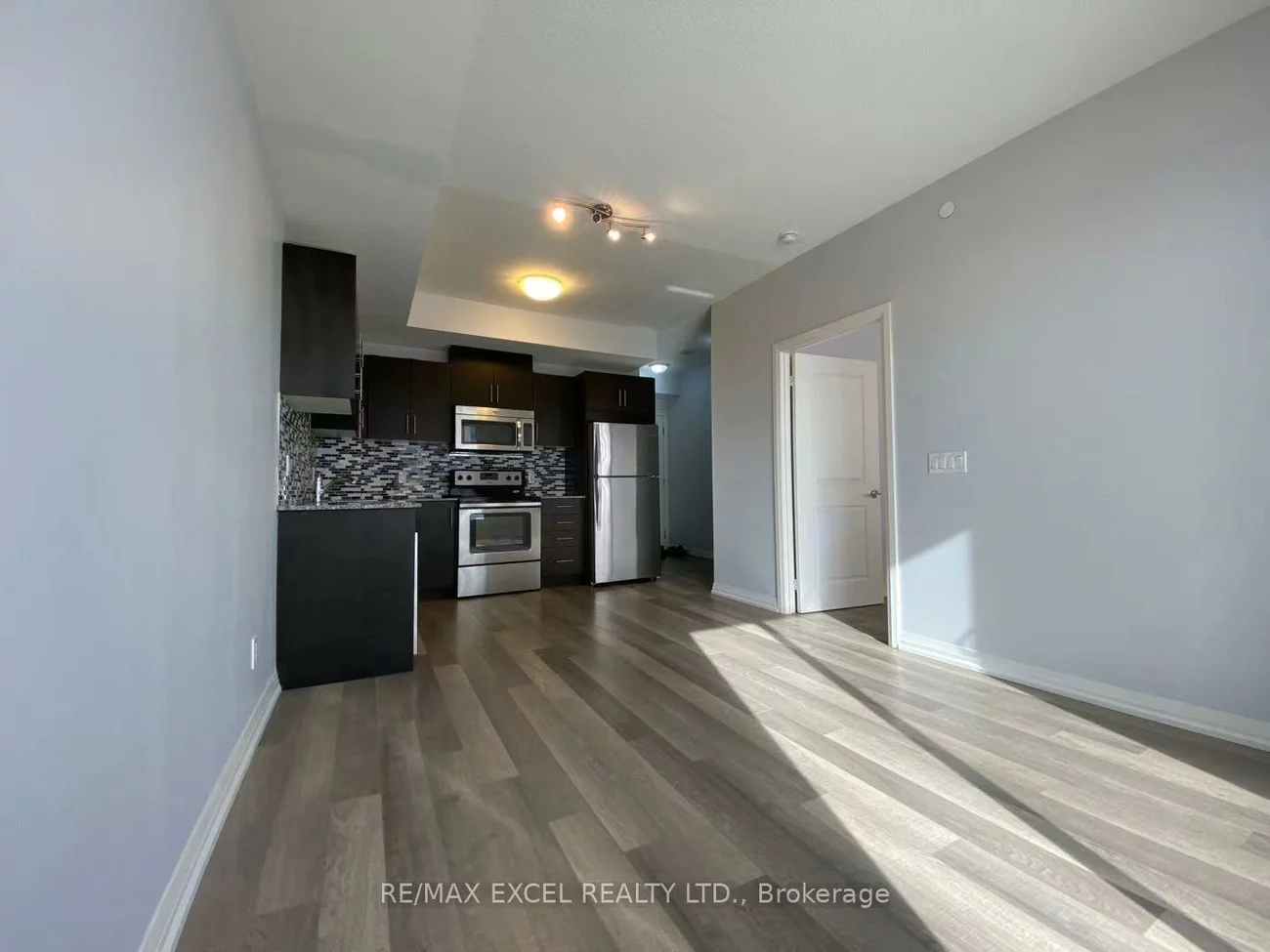 9506, Markham, Wismer, Markham
