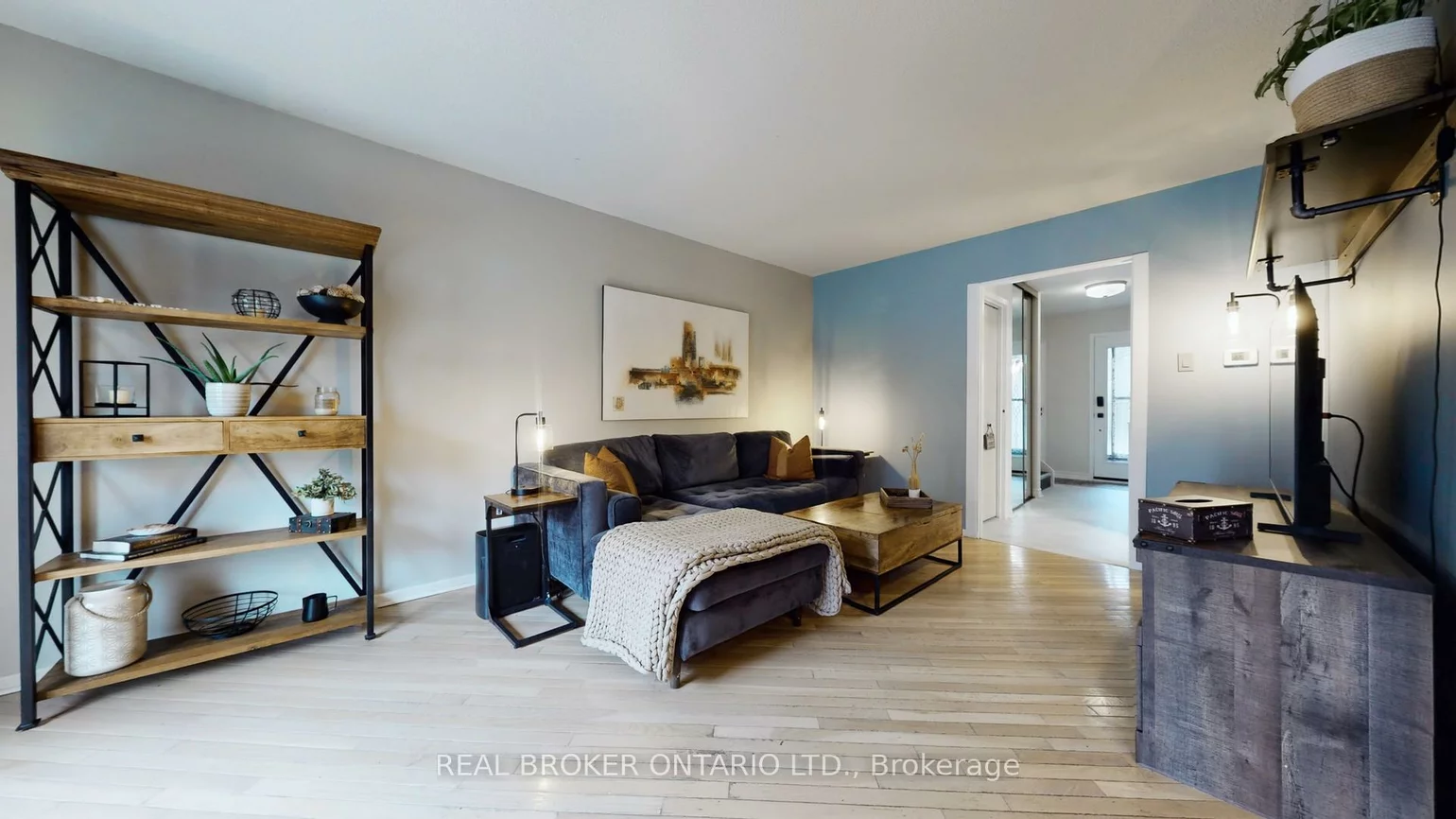 12, Woodglen, Unionville, Markham