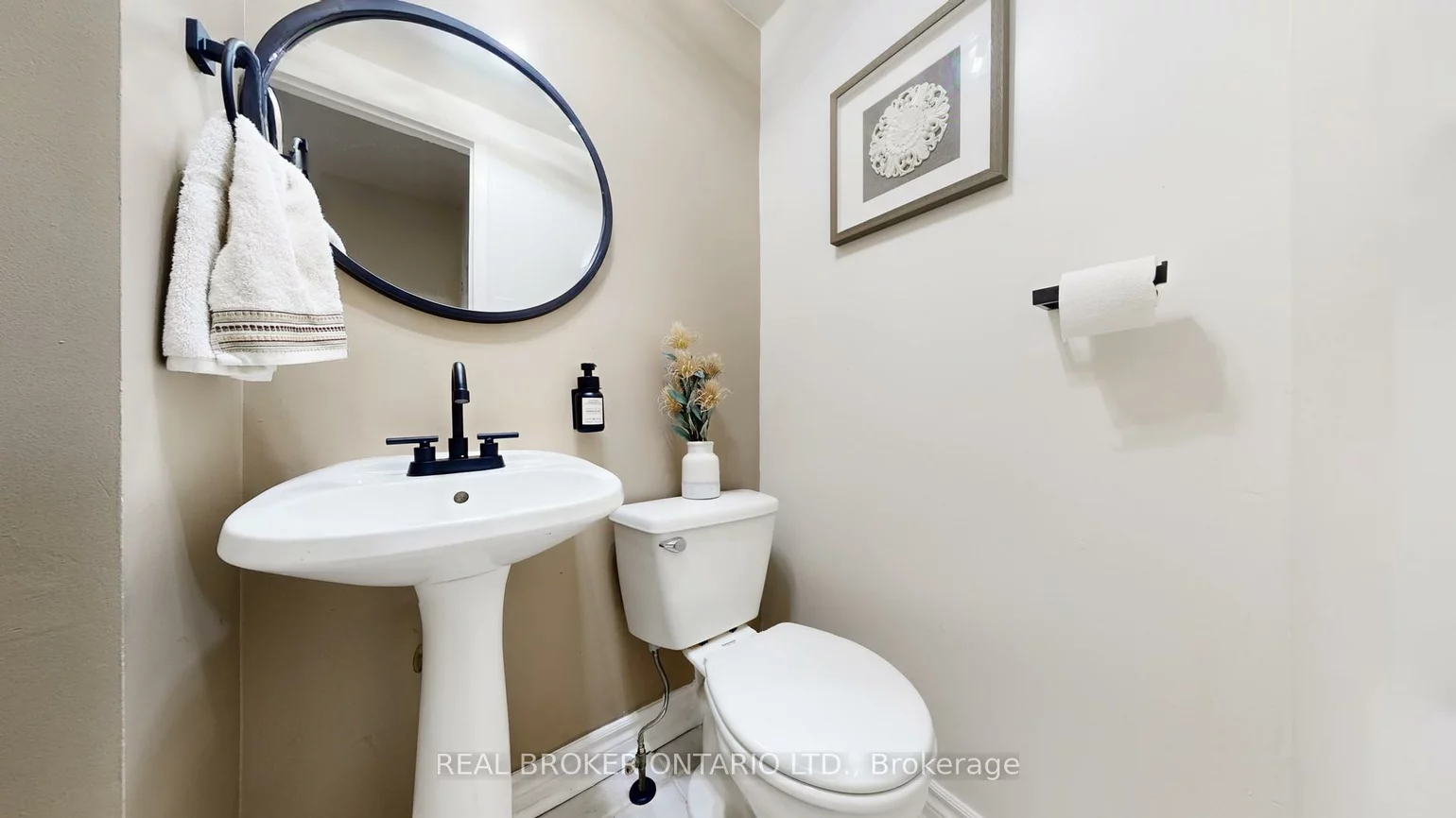 12, Woodglen, Unionville, Markham