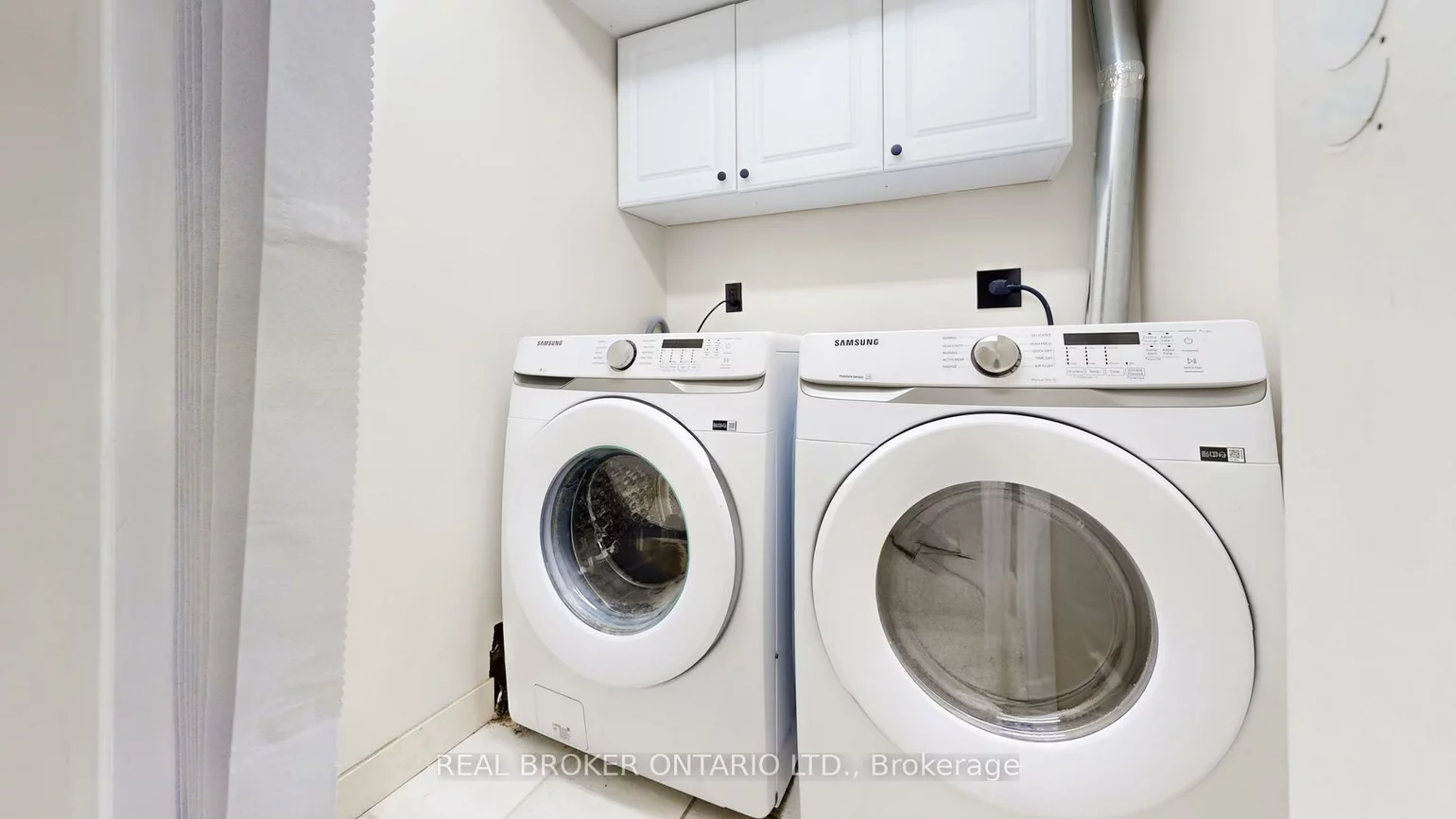 12, Woodglen, Unionville, Markham