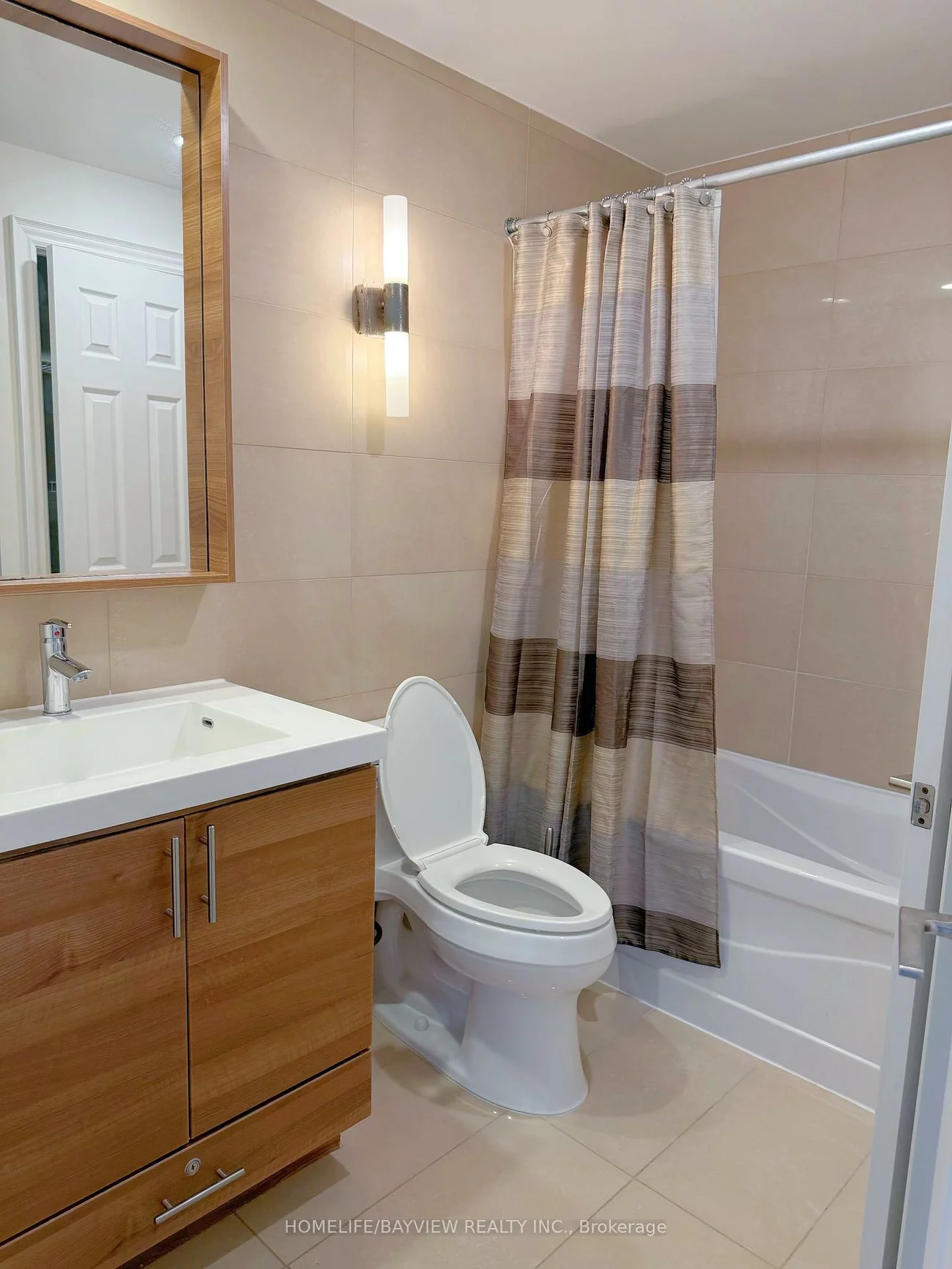 23, Cox, Unionville, Markham