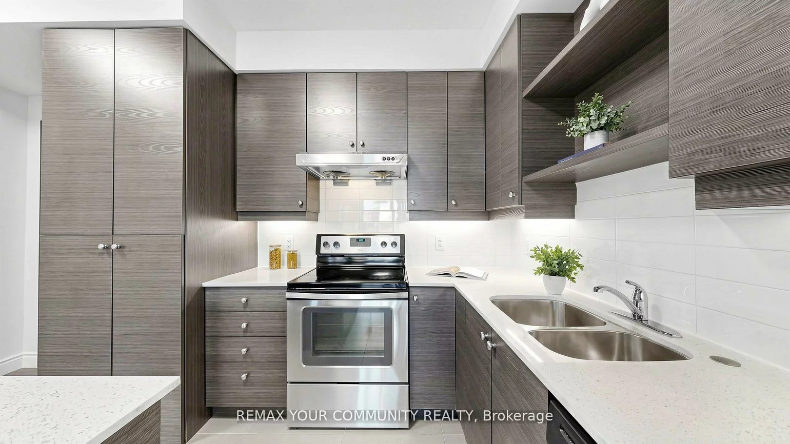 325, South Park, Commerce Valley, Markham