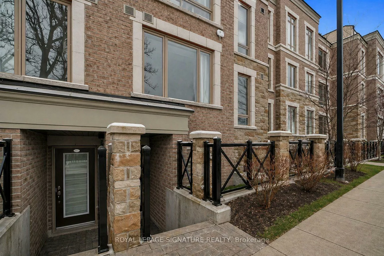 1, Gable Hurst, Cornell, Markham