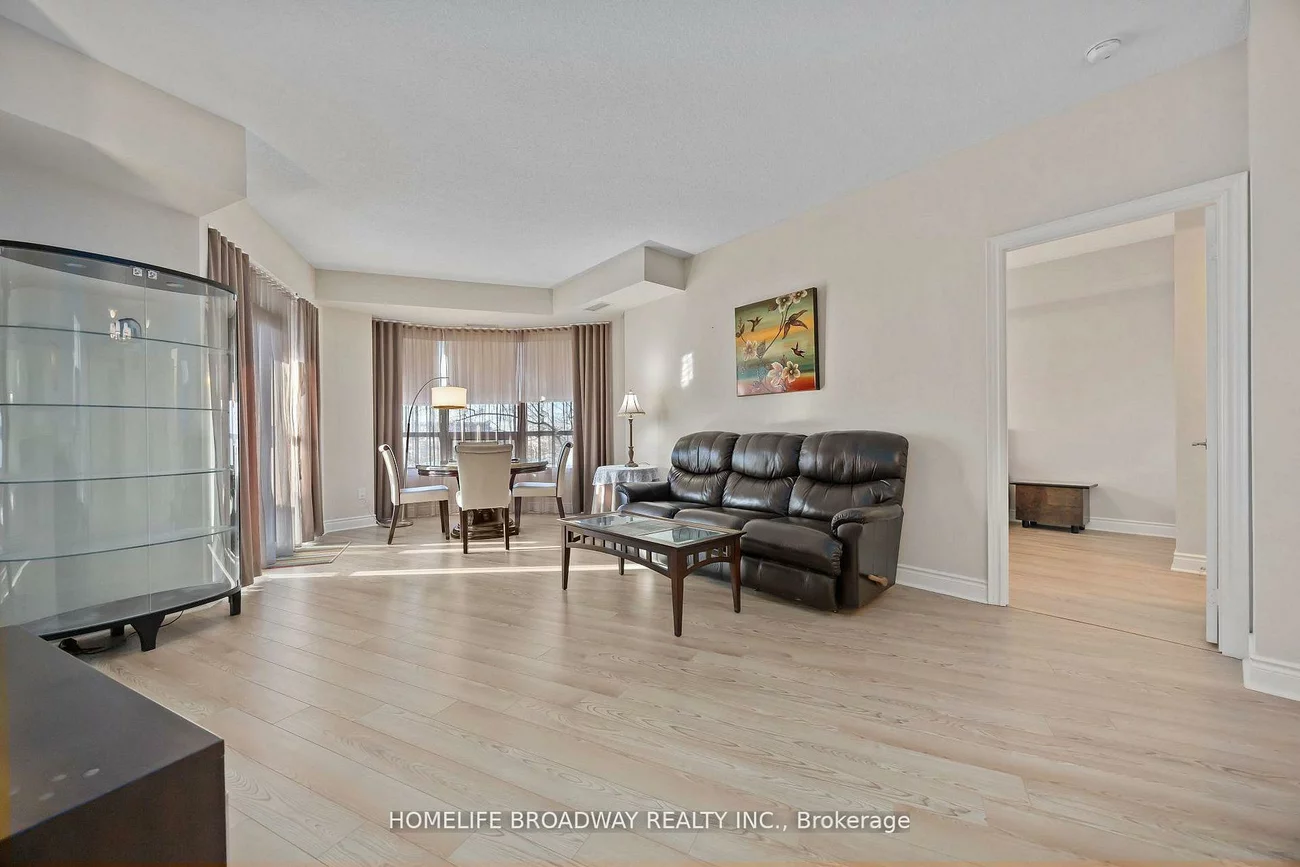 23, Cox, Unionville, Markham