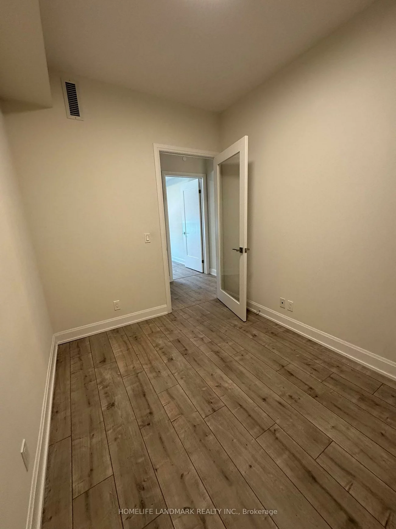 38, Water Walk, Unionville, Markham