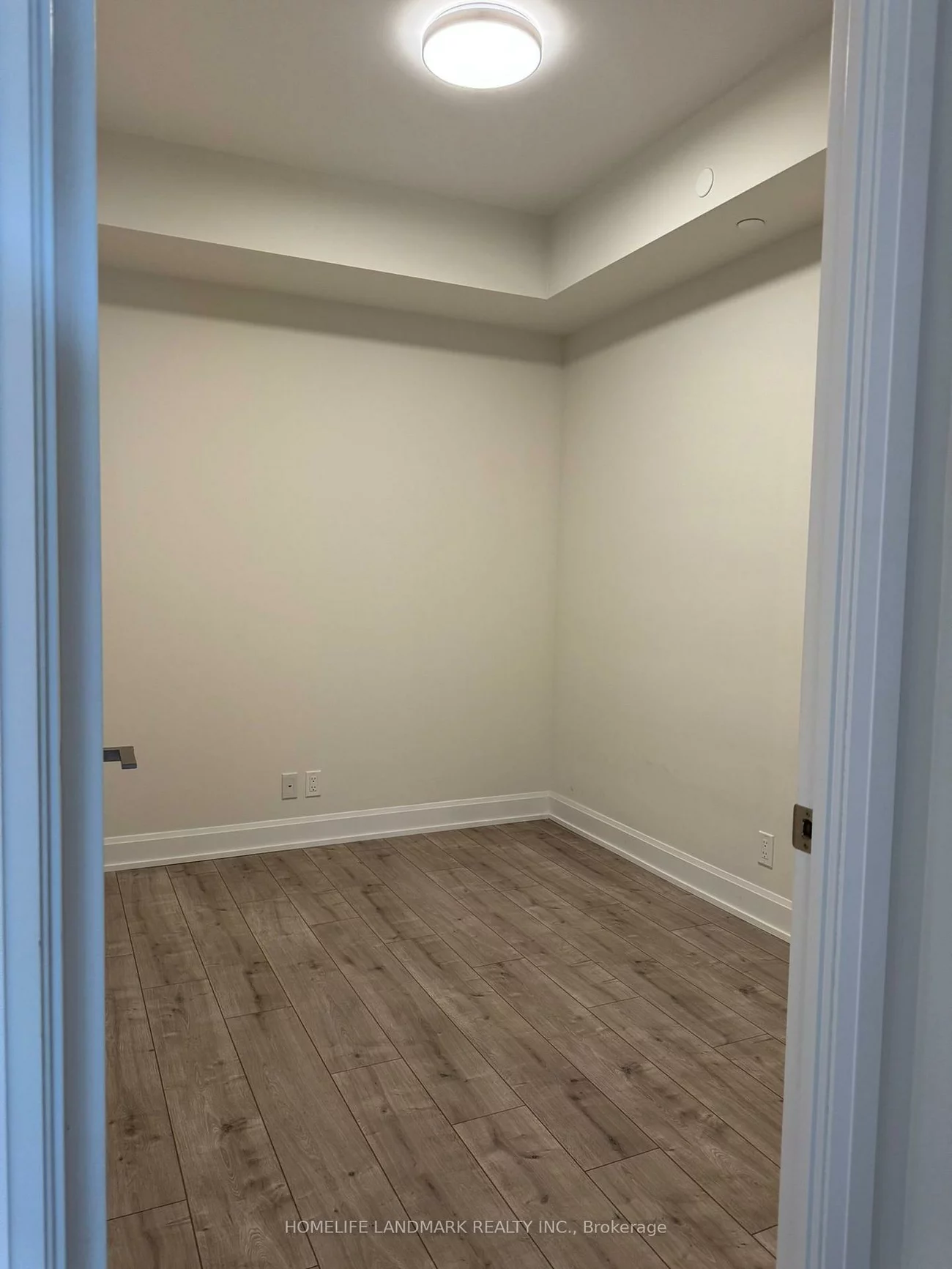 38, Water Walk, Unionville, Markham