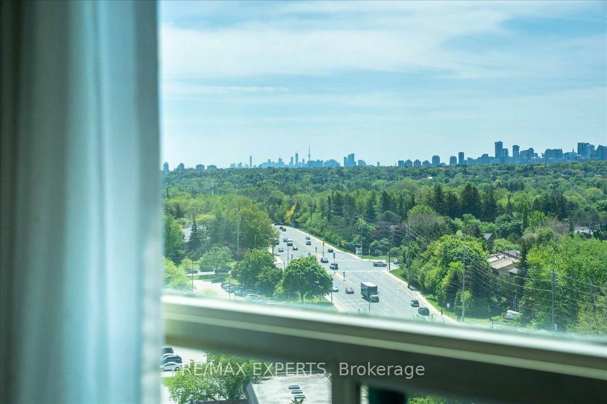 7805, Bayview, Aileen-Willowbrook, Markham