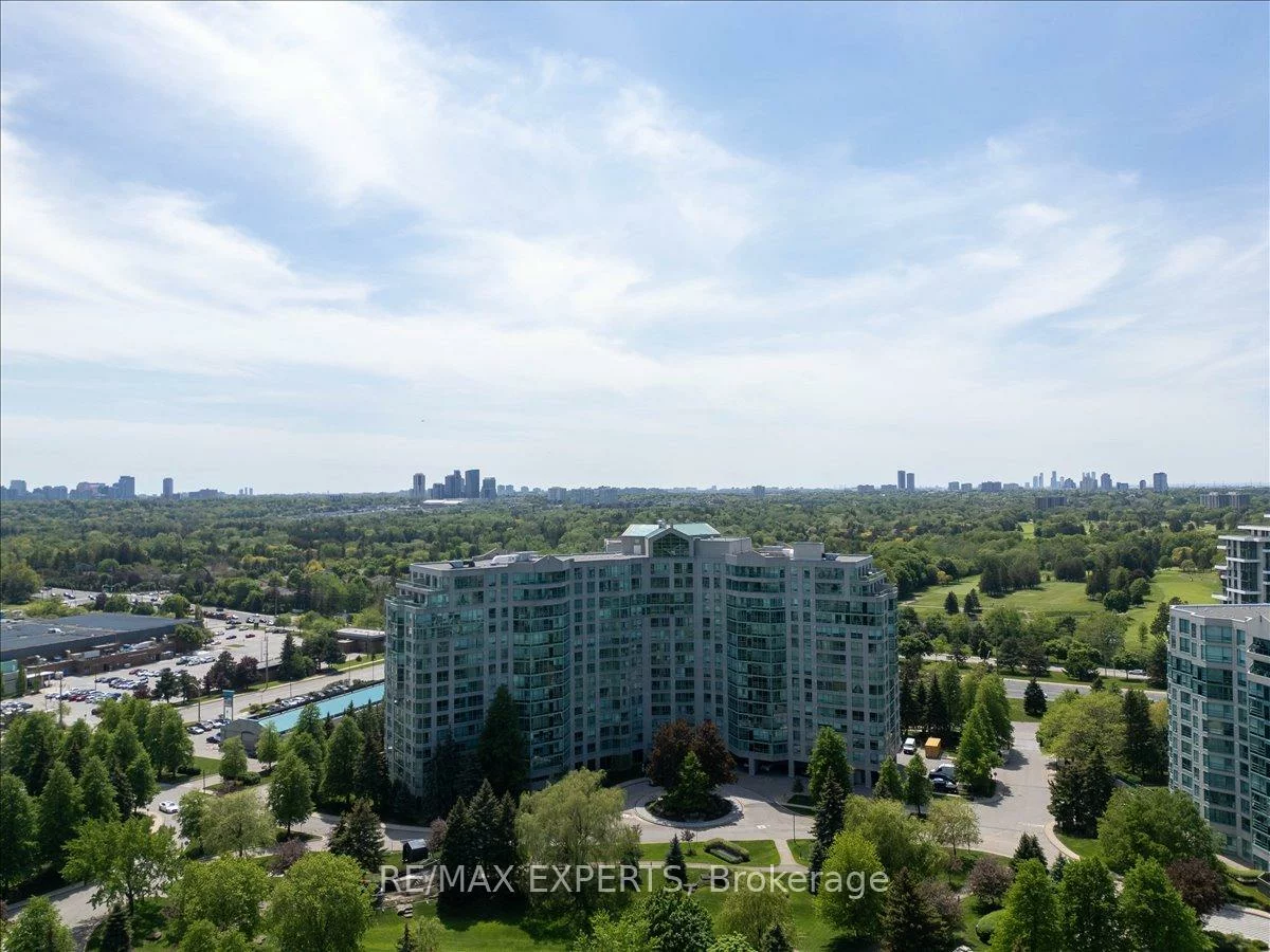 7805, Bayview, Aileen-Willowbrook, Markham
