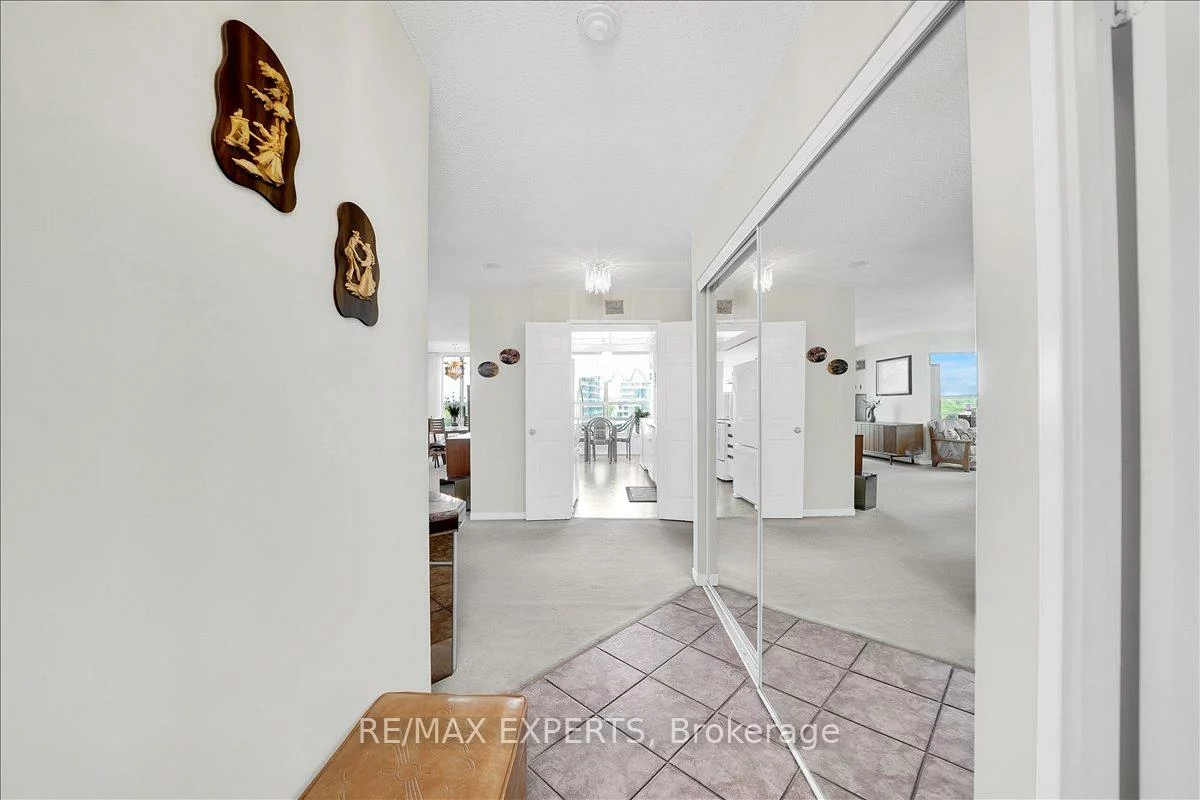 7805, Bayview, Aileen-Willowbrook, Markham