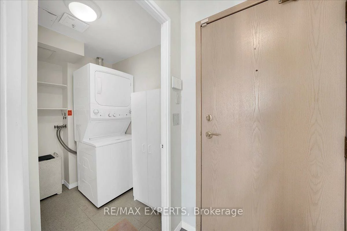 7805, Bayview, Aileen-Willowbrook, Markham