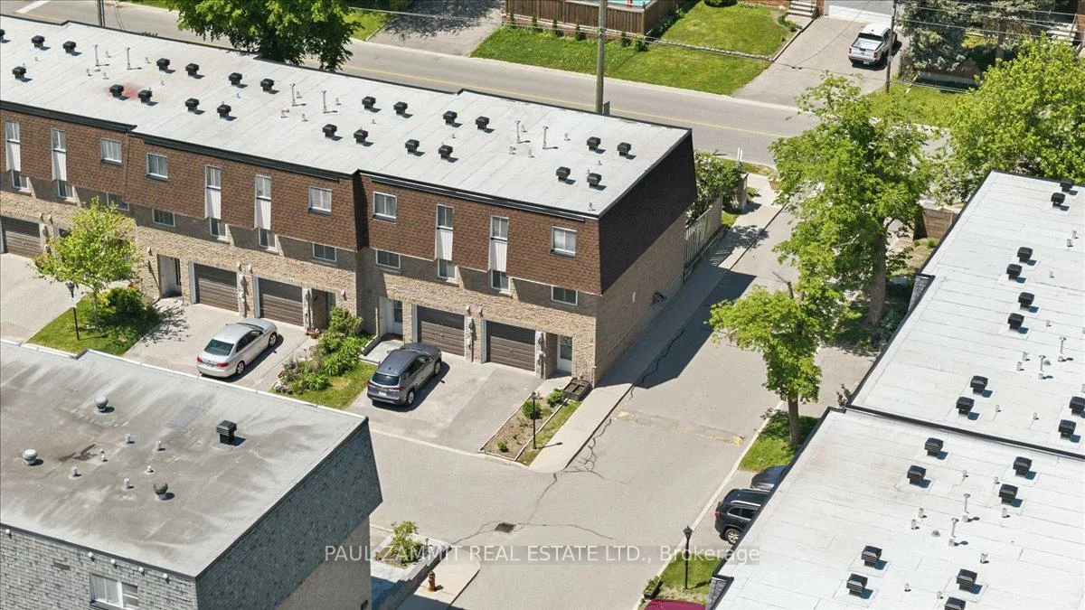 141, Clark, Thornhill, Markham