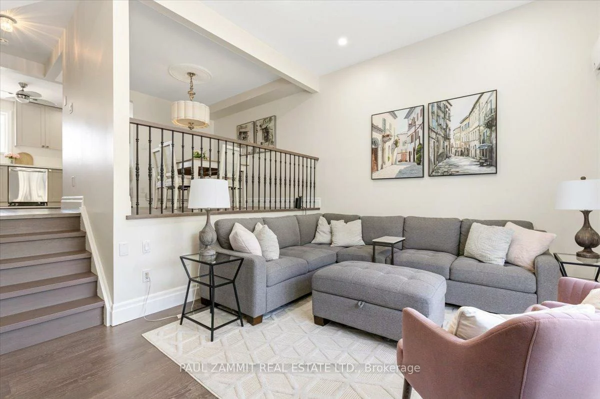 141, Clark, Thornhill, Markham