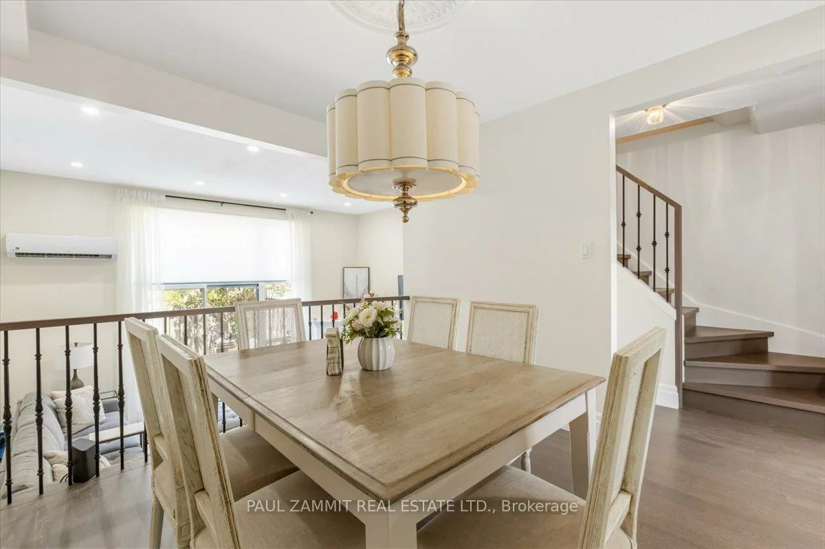 141, Clark, Thornhill, Markham