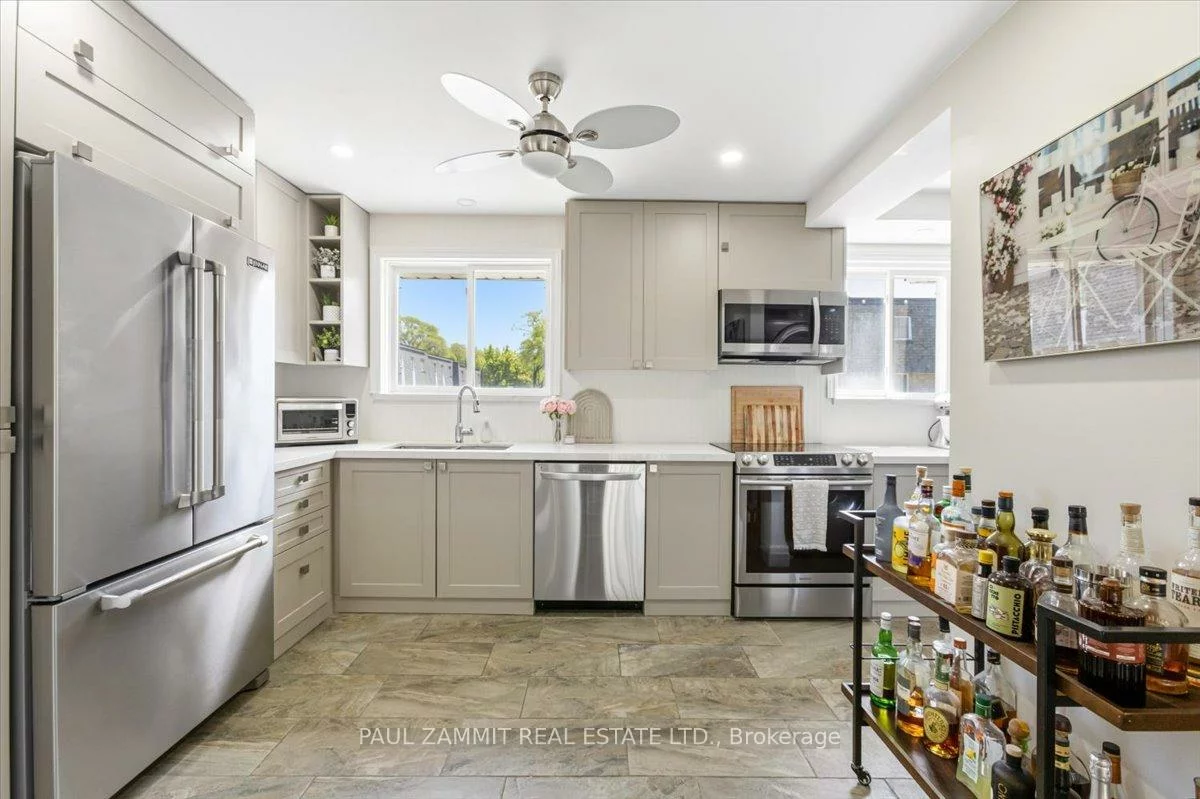 141, Clark, Thornhill, Markham