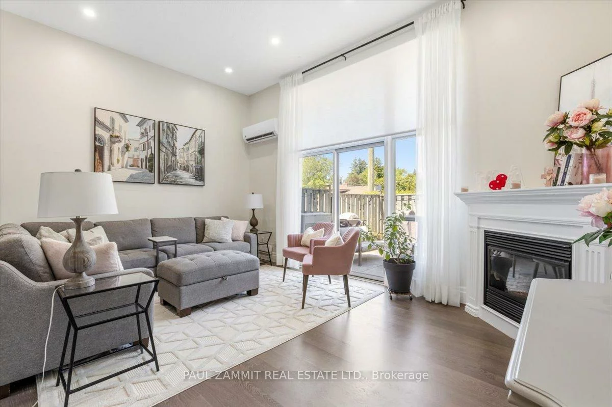 141, Clark, Thornhill, Markham