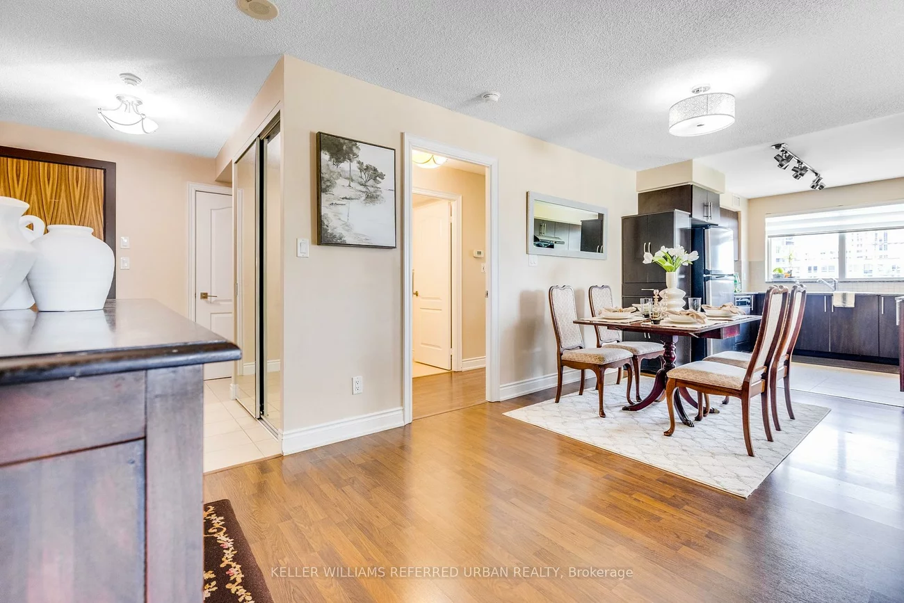 60, South Town Centre, Unionville, Markham
