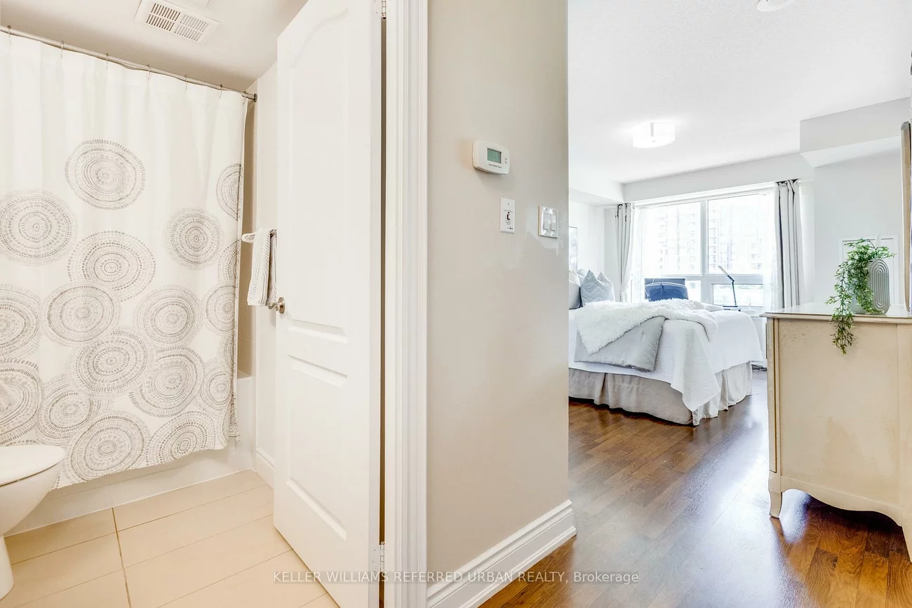 60, South Town Centre, Unionville, Markham