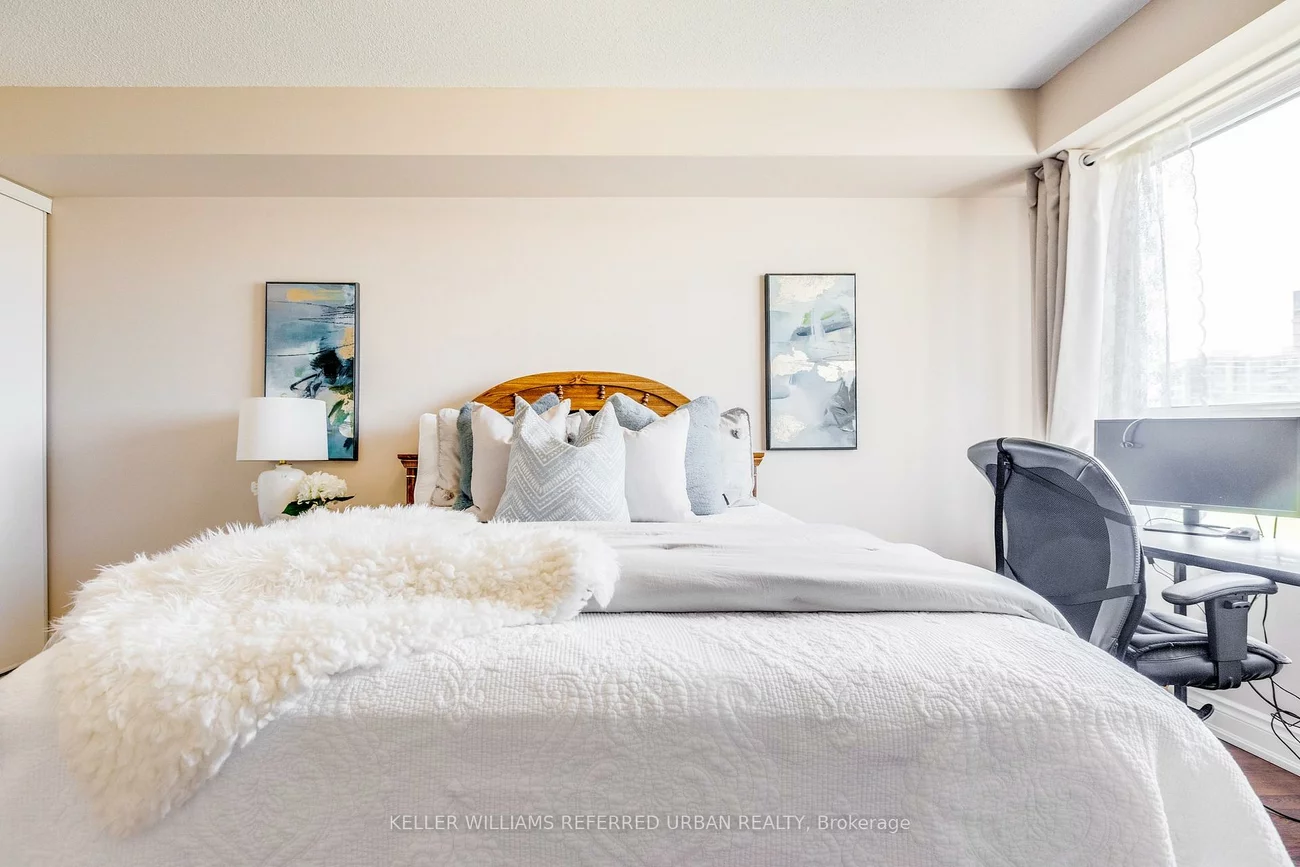 60, South Town Centre, Unionville, Markham