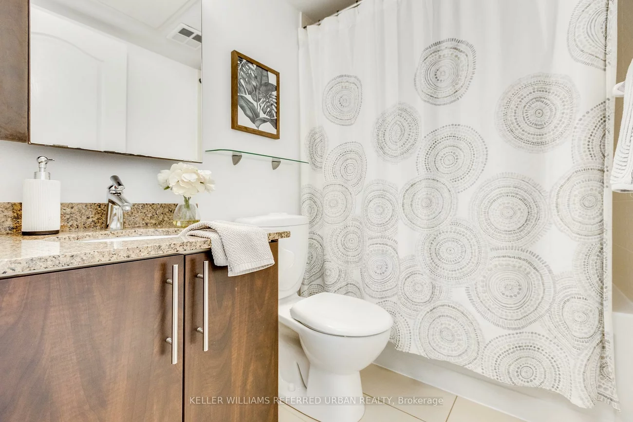 60, South Town Centre, Unionville, Markham