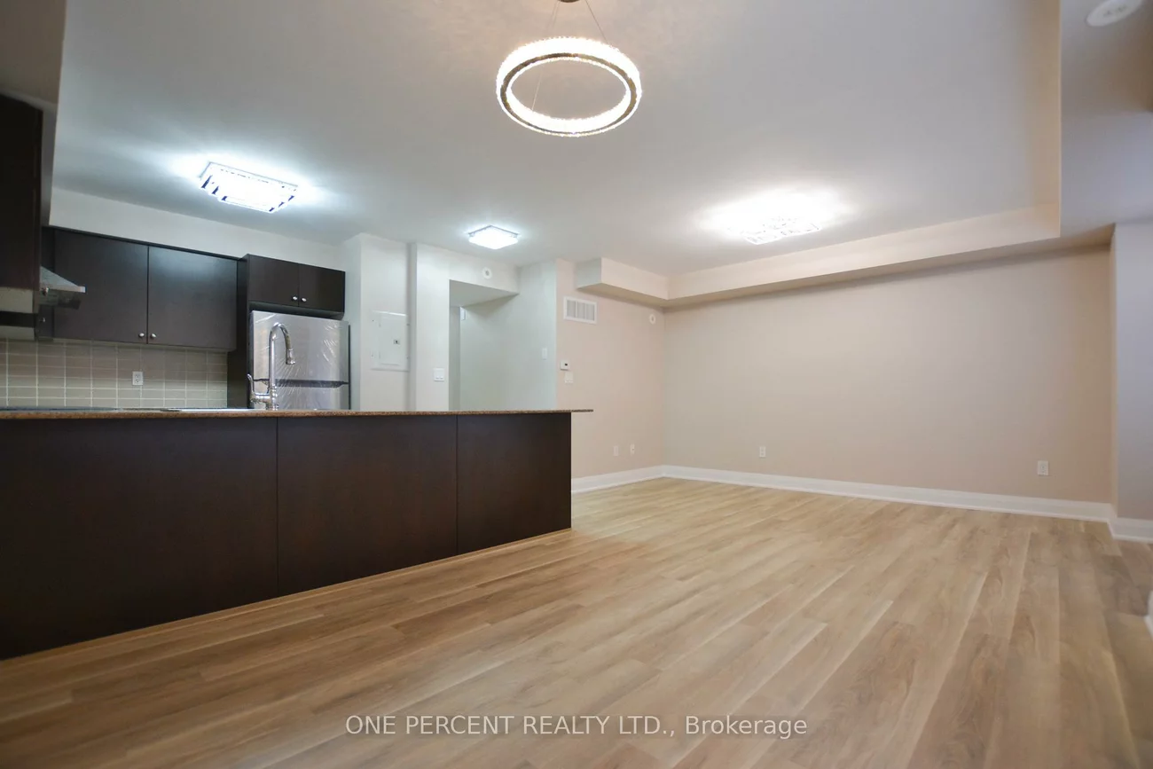 320, John, Aileen-Willowbrook, Markham