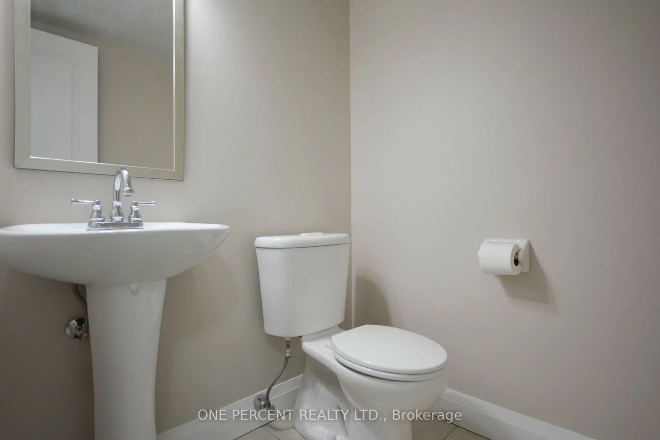 320, John, Aileen-Willowbrook, Markham