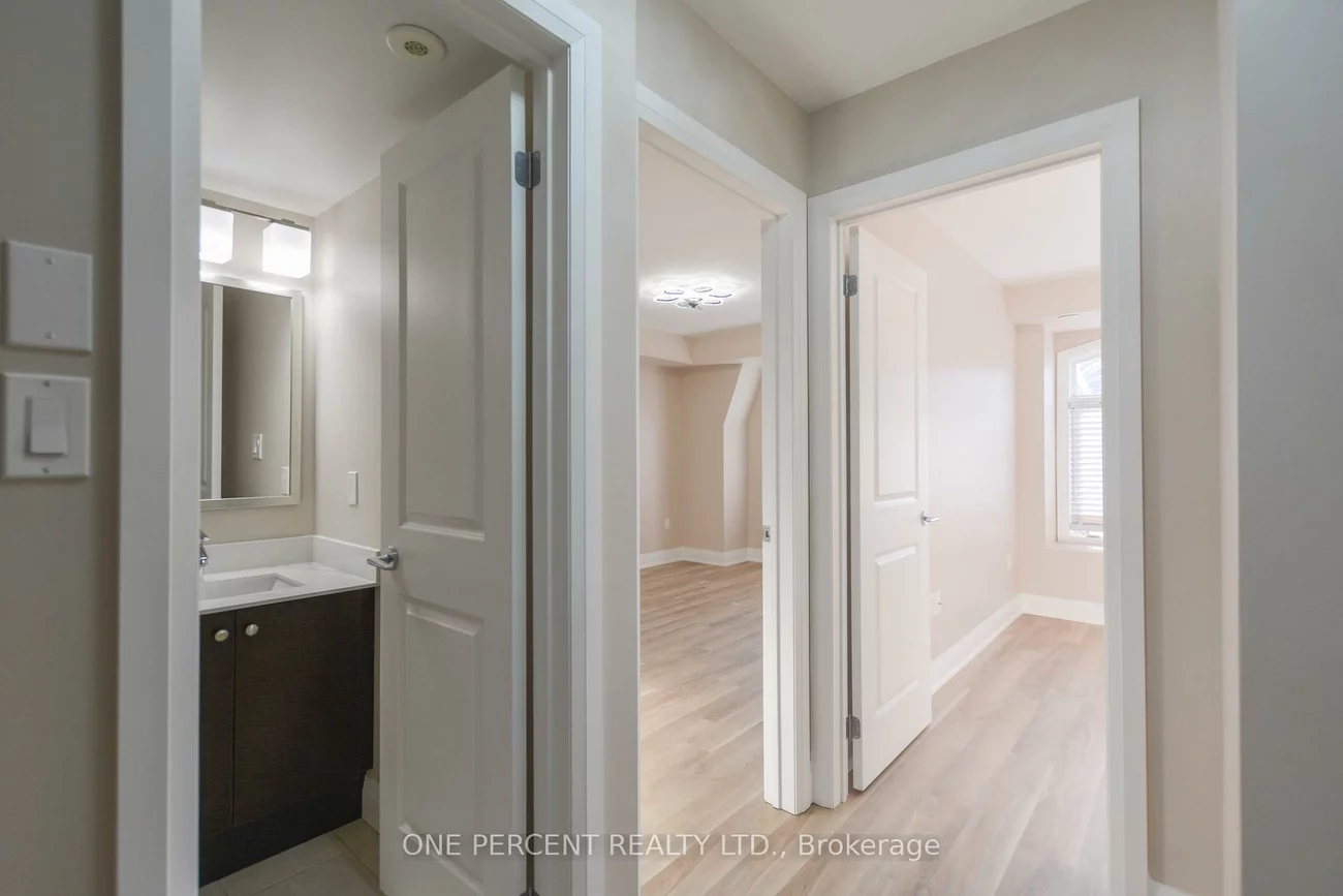 320, John, Aileen-Willowbrook, Markham