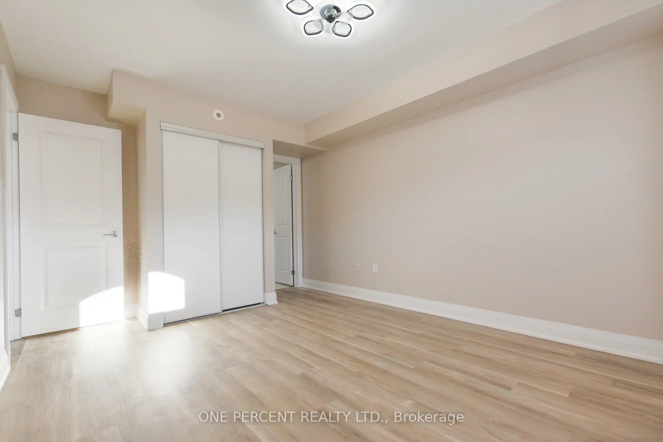 320, John, Aileen-Willowbrook, Markham