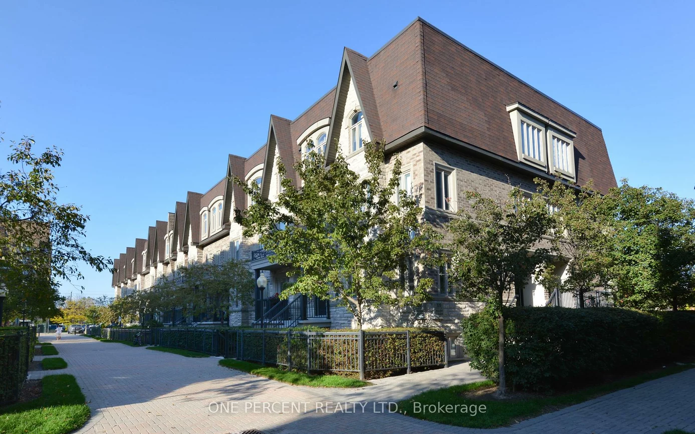 320, John, Aileen-Willowbrook, Markham