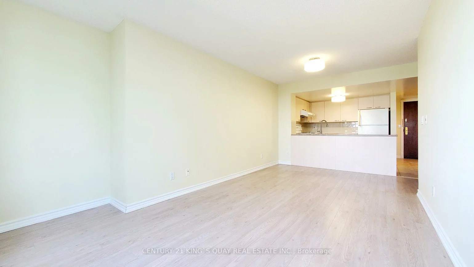130, Pond, Commerce Valley, Markham