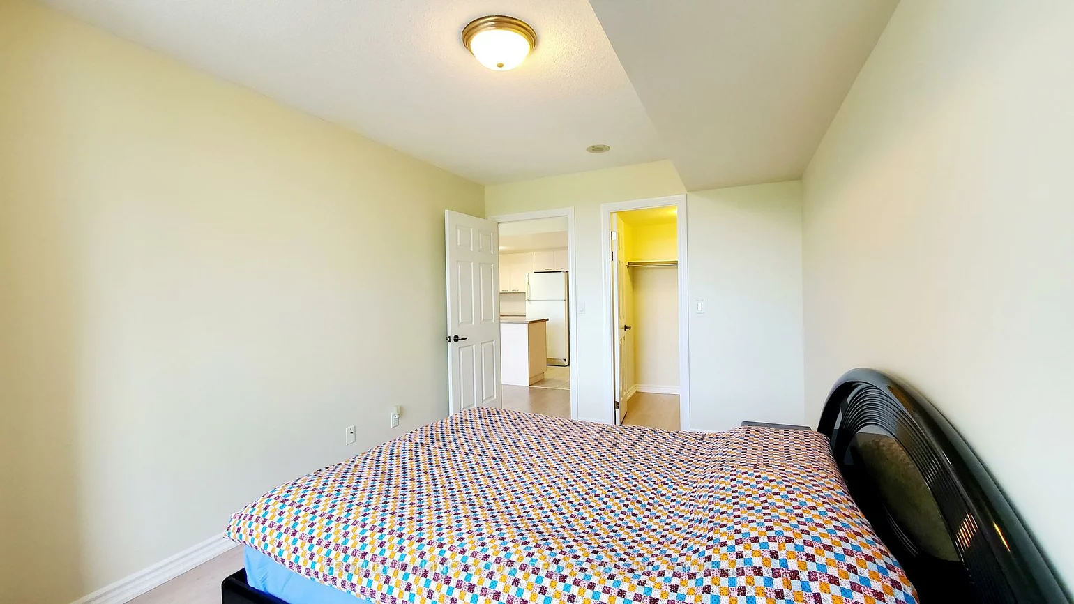 130, Pond, Commerce Valley, Markham