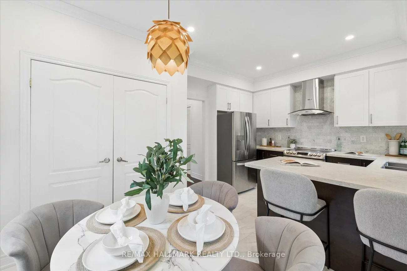 13, E J Lennox, Unionville, Markham