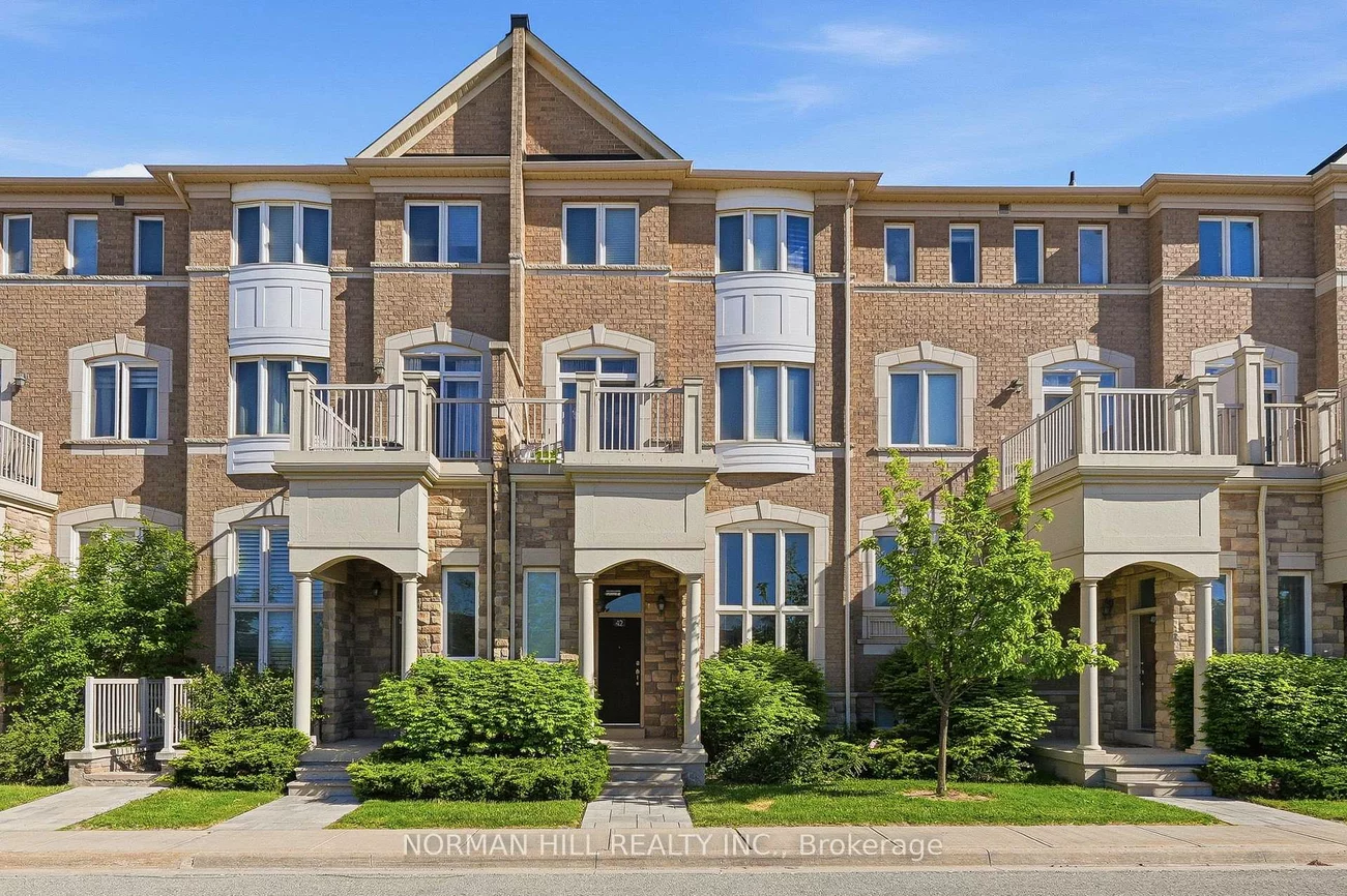 42, Comely, Milliken Mills East, Markham