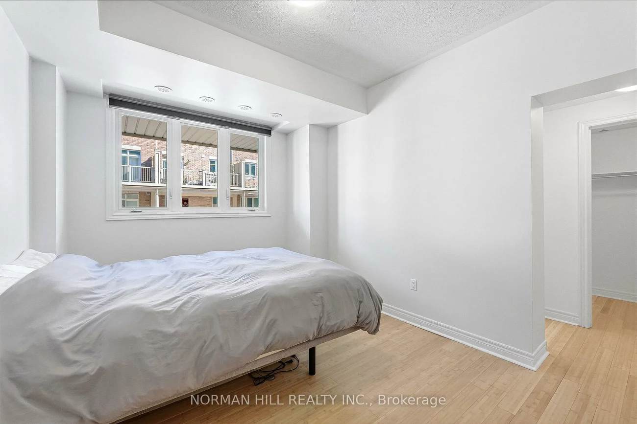 42, Comely, Milliken Mills East, Markham