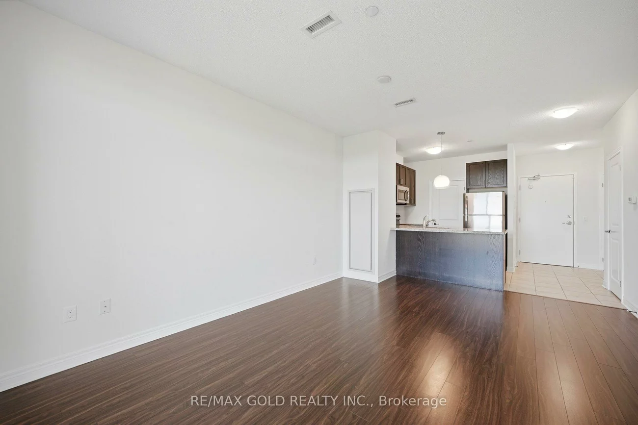 39, New Delhi, Cedarwood, Markham