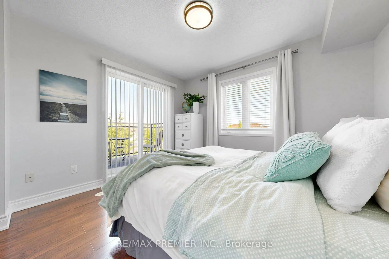 2265, Bur Oak, Greensborough, Markham