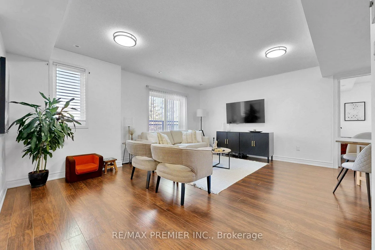 2265, Bur Oak, Greensborough, Markham