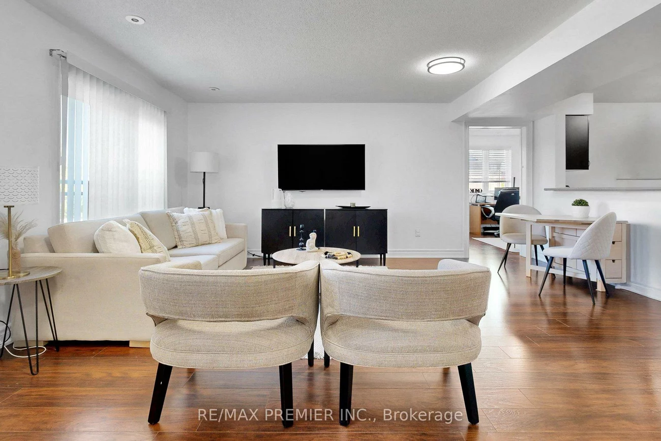 2265, Bur Oak, Greensborough, Markham