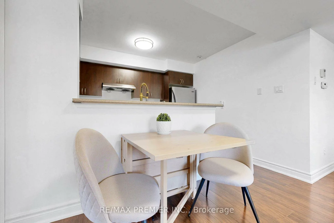 2265, Bur Oak, Greensborough, Markham