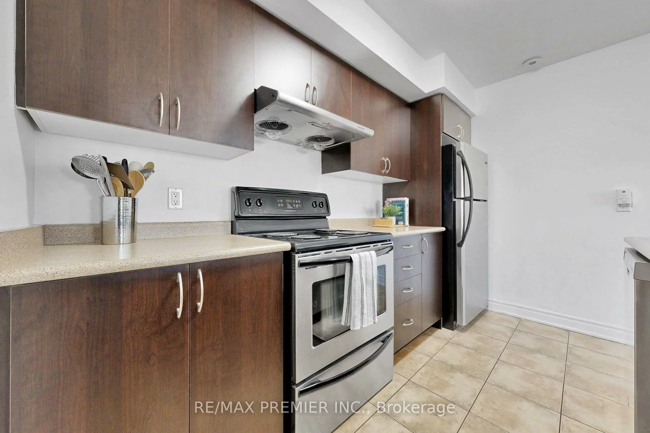 2265, Bur Oak, Greensborough, Markham