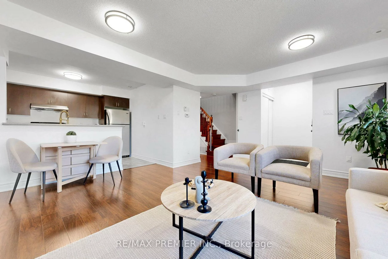 2265, Bur Oak, Greensborough, Markham