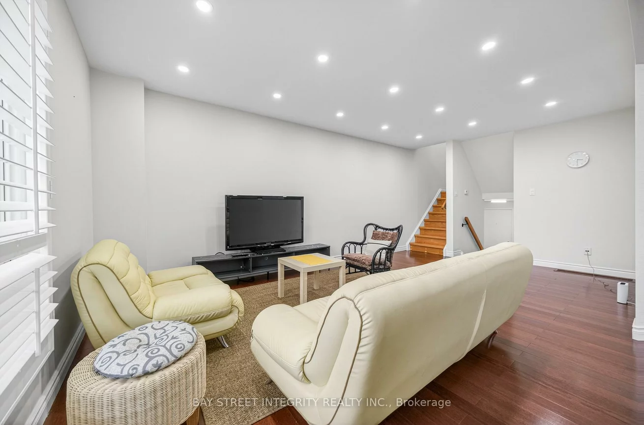 646, Village, Unionville, Markham