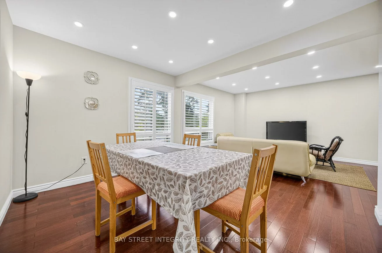 646, Village, Unionville, Markham