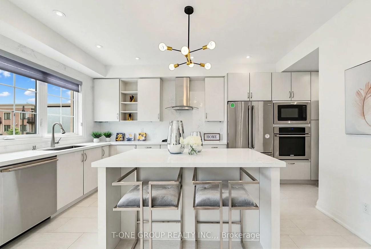 57, Village, Unionville, Markham