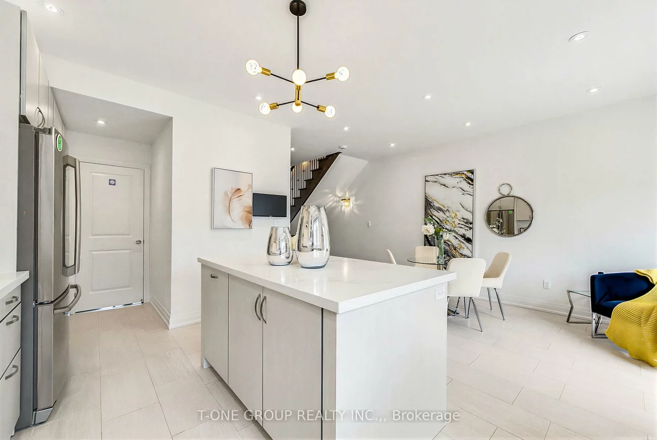 57, Village, Unionville, Markham