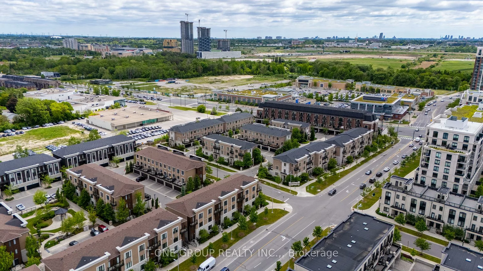 57, Village, Unionville, Markham