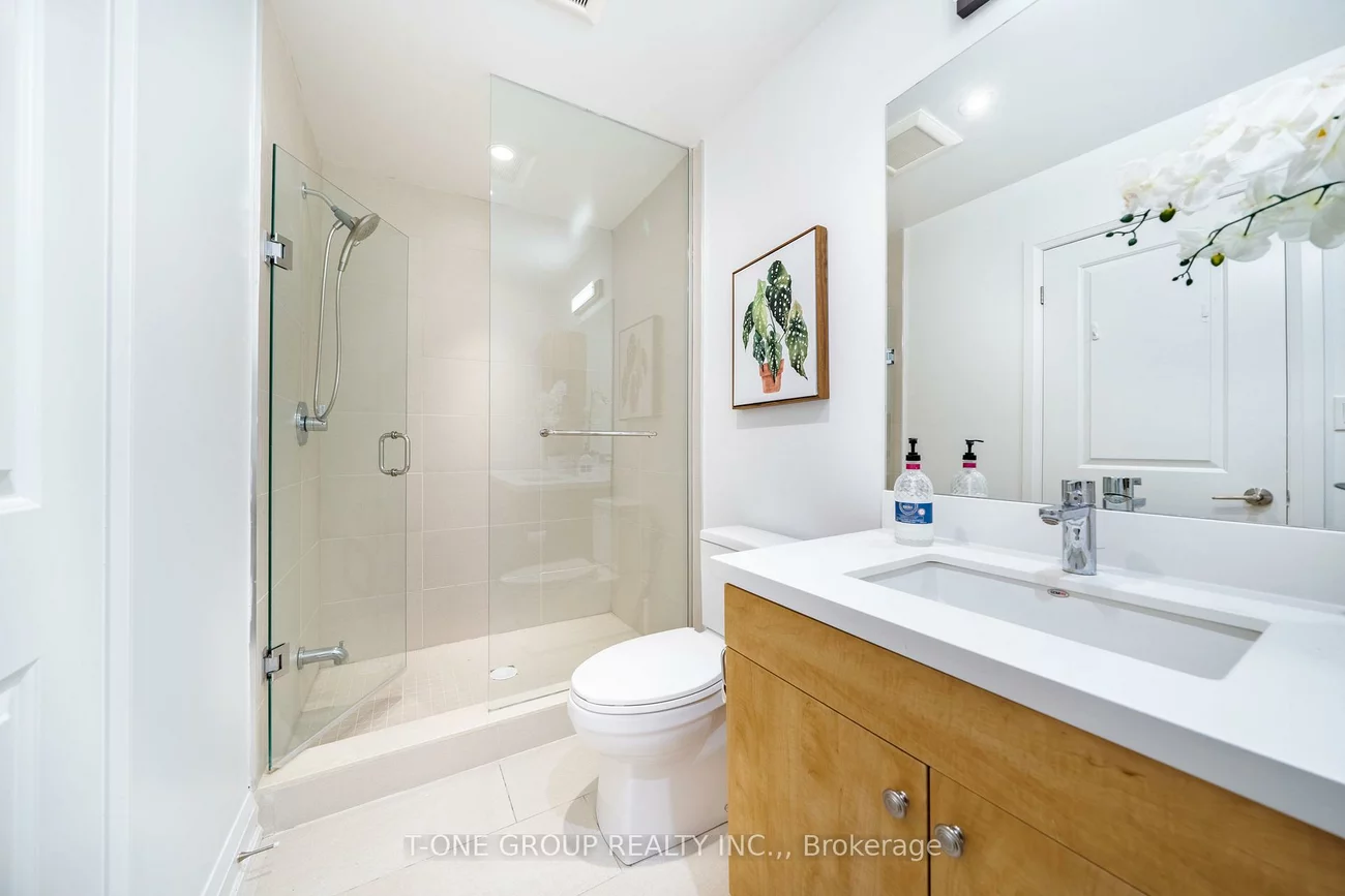 57, Village, Unionville, Markham