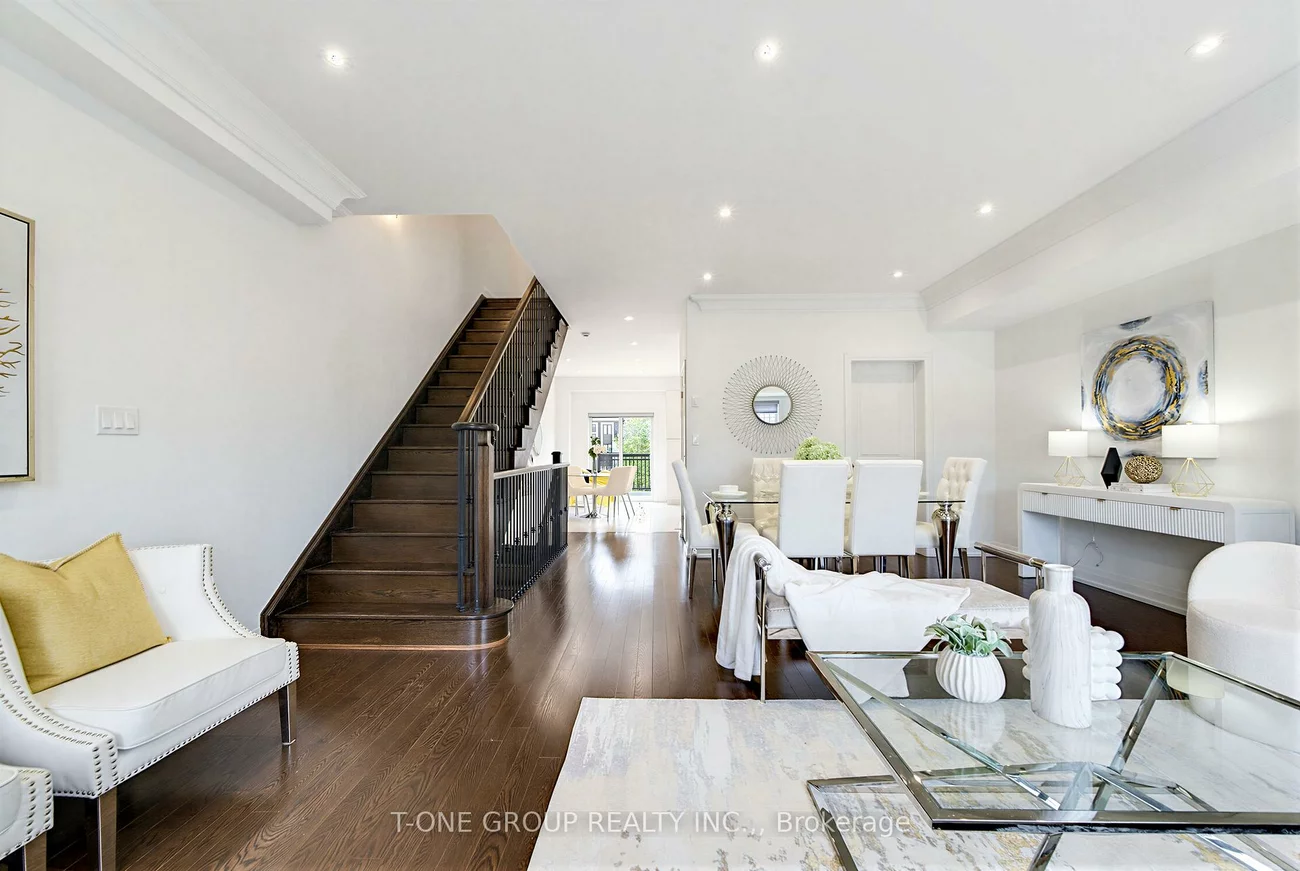57, Village, Unionville, Markham
