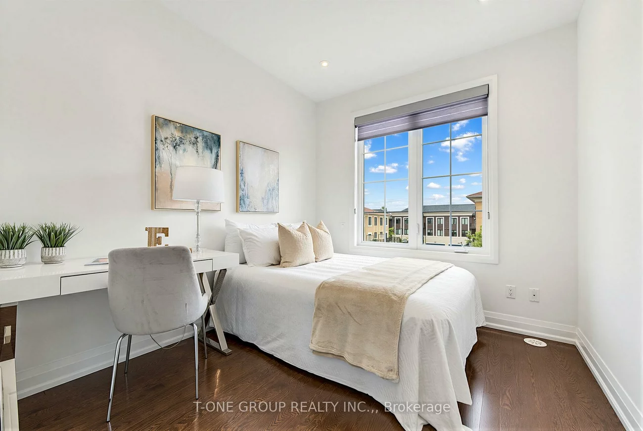 57, Village, Unionville, Markham