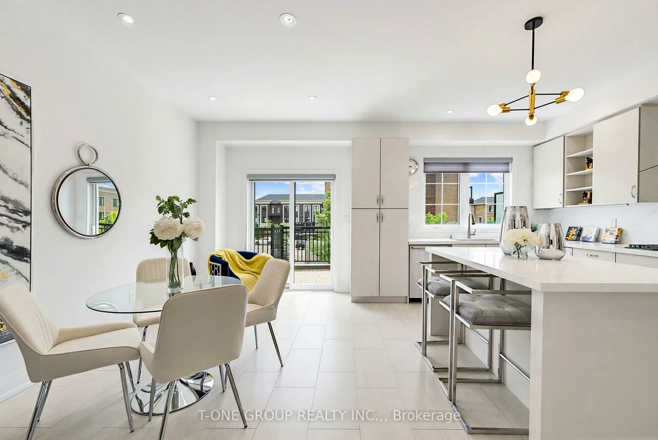 57, Village, Unionville, Markham